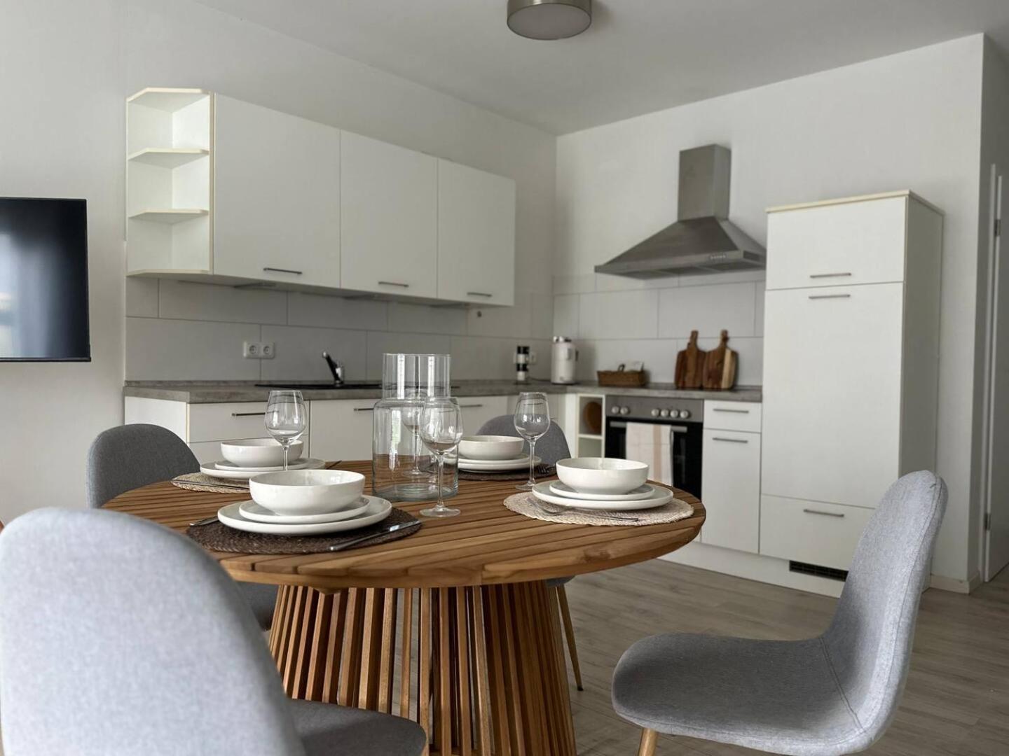 Garten-Wohnung Am Hafen Von Whv Wilhelmshaven Esterno foto